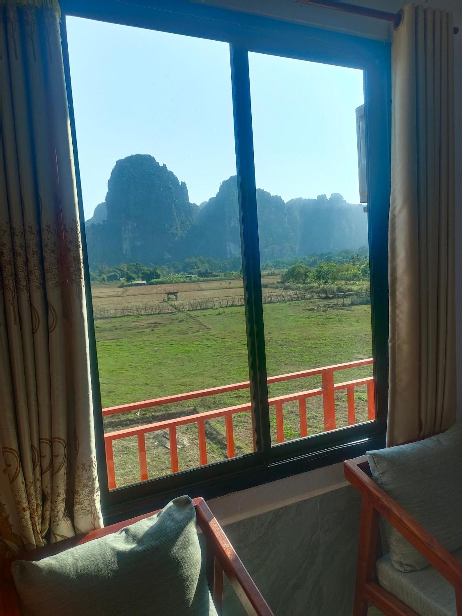 Dd Guesthouse Vang Vieng Exterior foto