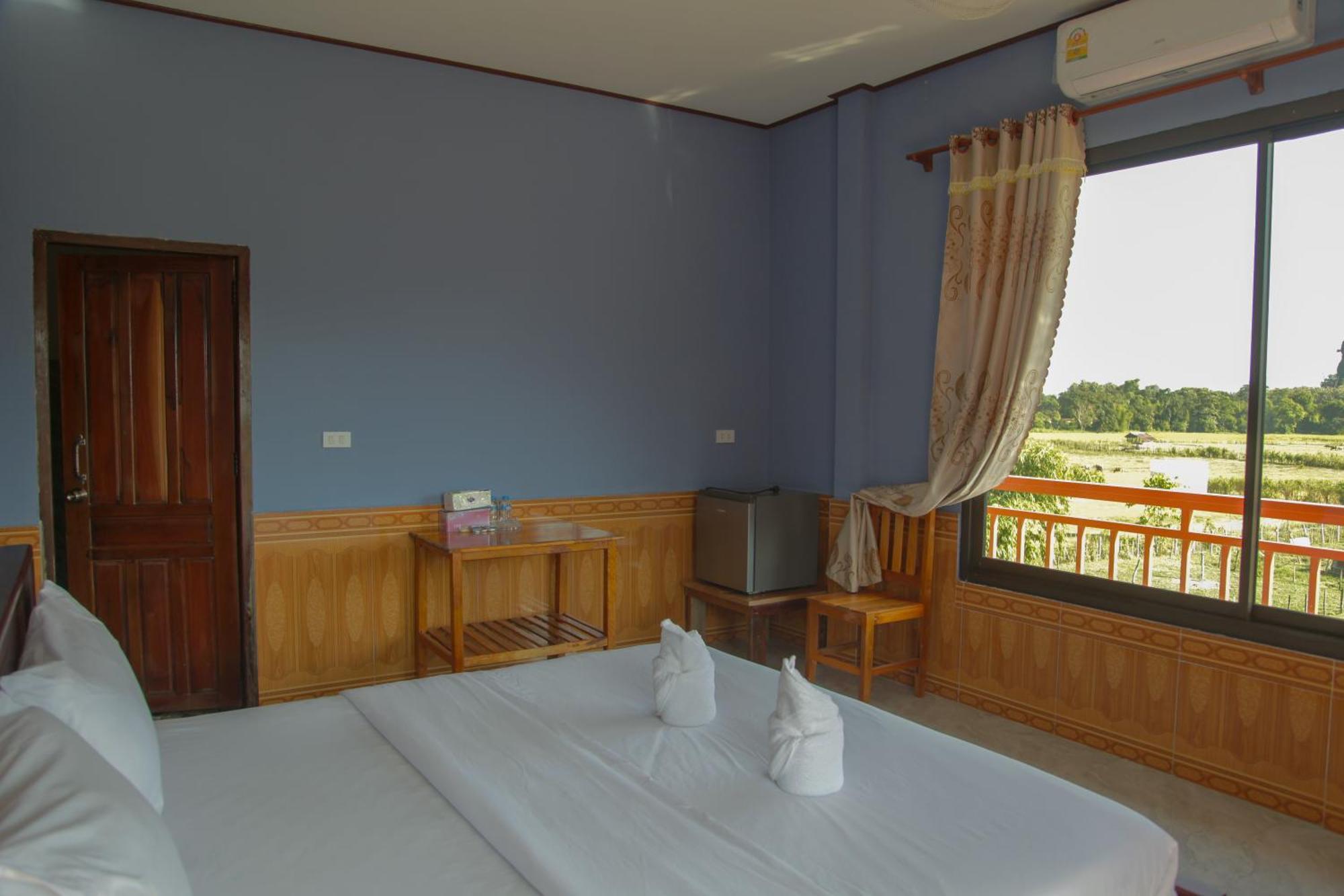 Dd Guesthouse Vang Vieng Exterior foto