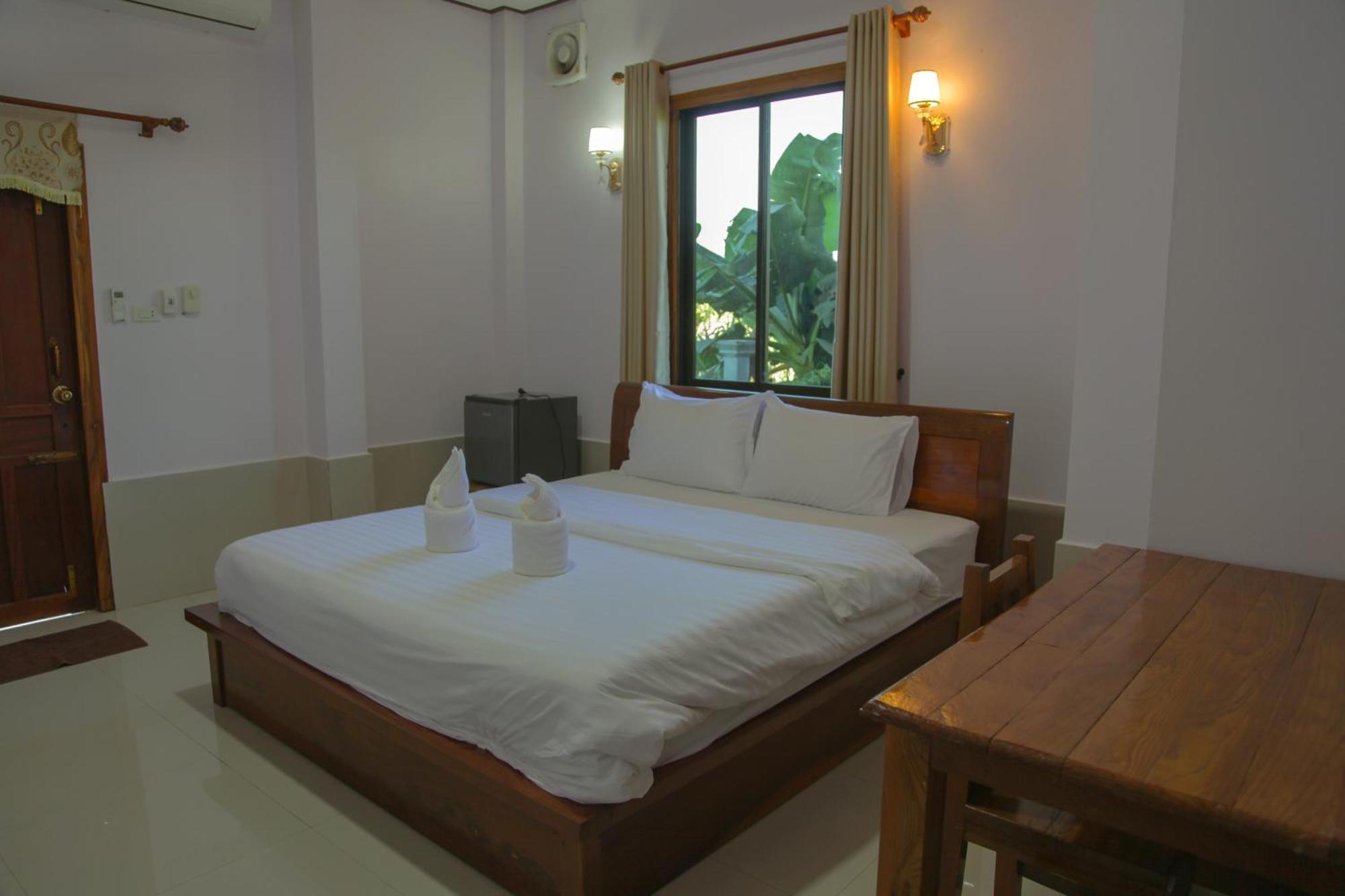 Dd Guesthouse Vang Vieng Exterior foto
